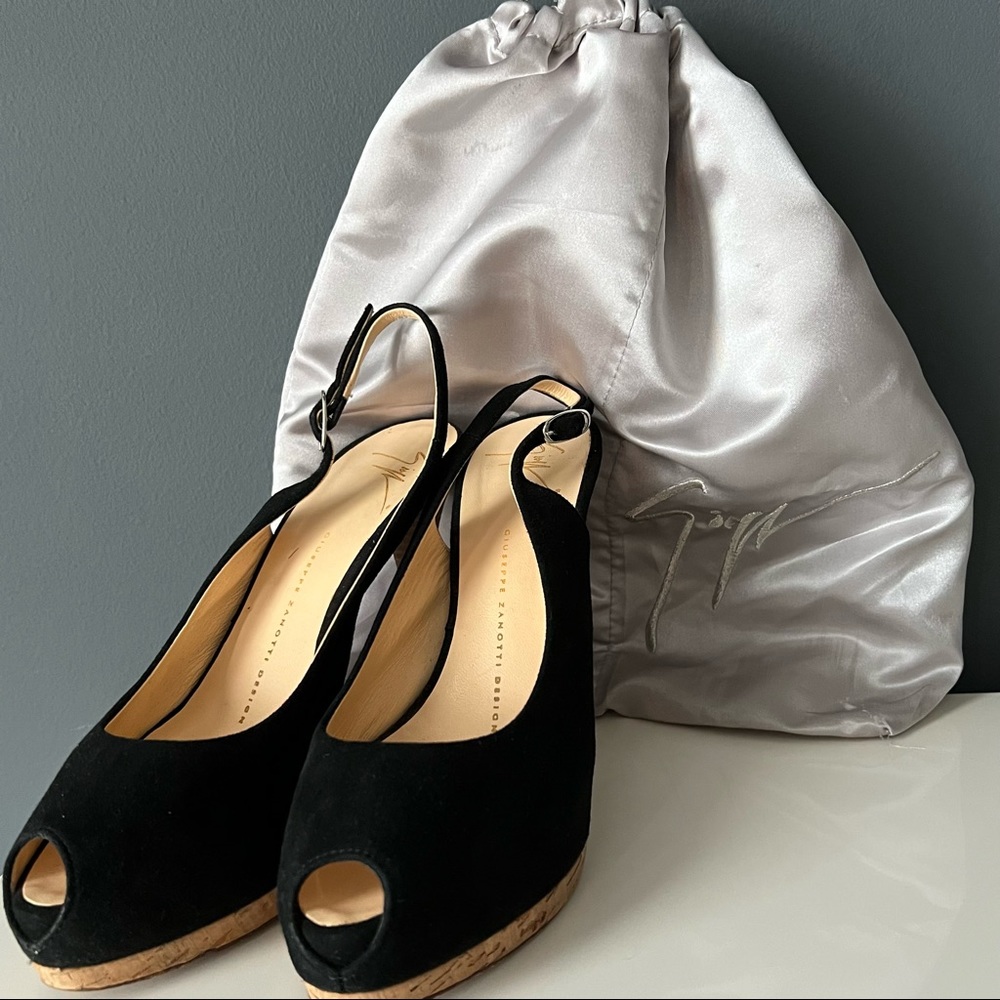 Sharon Suede Slingback Peep-toe Sandal
